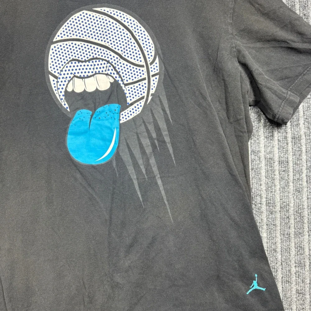 Jordan Graphic T-Shirt XL Black Basketball Mouth Jumpman Logo (2302)